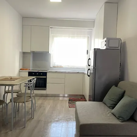 Dreamscape Pazari I Ri * 地拉那